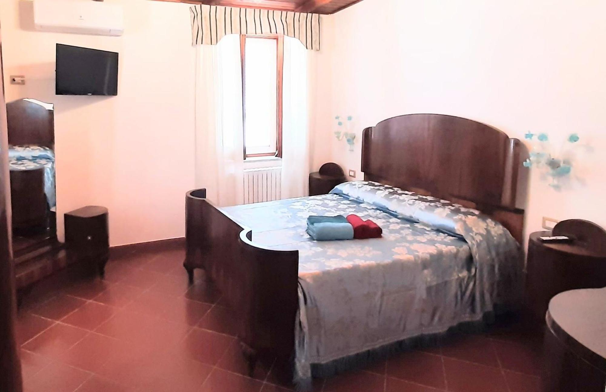 Casale Battaglini Bed and Breakfast Castelnuovo Cilento Εξωτερικό φωτογραφία